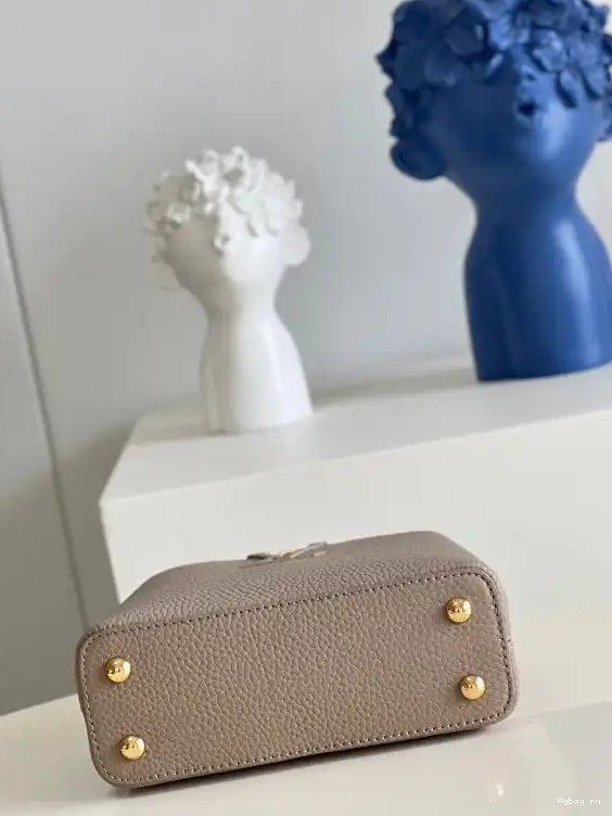 MINI LOUIS VUITTON CAPUCINES 0612